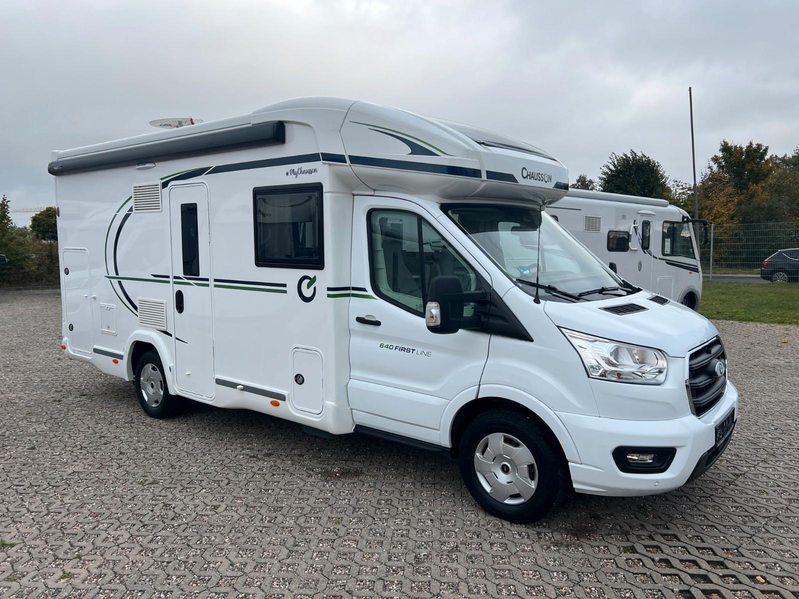 Chausson 640 FIRST LINE *HUBBETT*AUTO-SAT*SOLAR*CARPLAY*