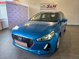 Hyundai i30 1.0 KLIMA PDC EFH MFL TEMPOMAT 2. HAND - Hyundai i30: Kleinwagen