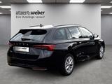 Skoda Octavia Combi Selection 2.0TDI AHK HuD Leder Nav - SKODA Octavia Selection mit Diesel-Antrieb