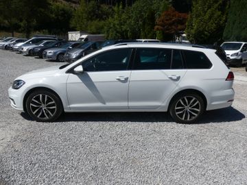 Volkswagen Golf - 6