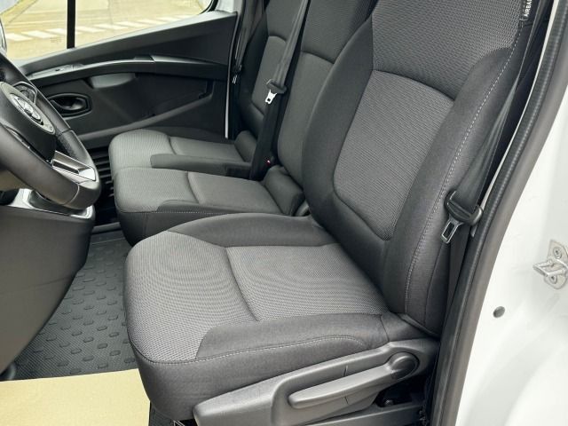 Fahrzeugabbildung Nissan PRIMASTAR KASTEN L1H1 3,0T 6MT N-Connecta*AHK*LR