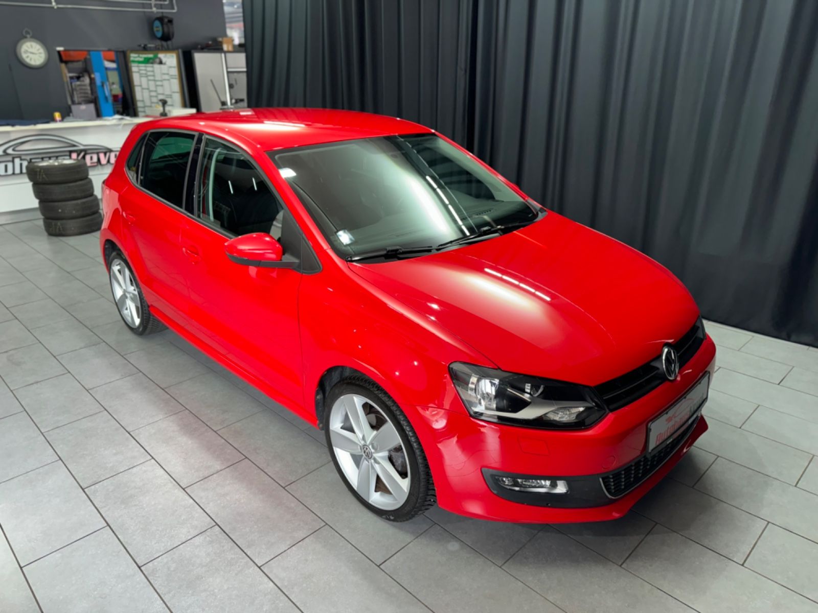 Fahrzeugabbildung Volkswagen Polo V Highline*AUTOMATIK*TOPZUSTAND*SCHECKHEFT*