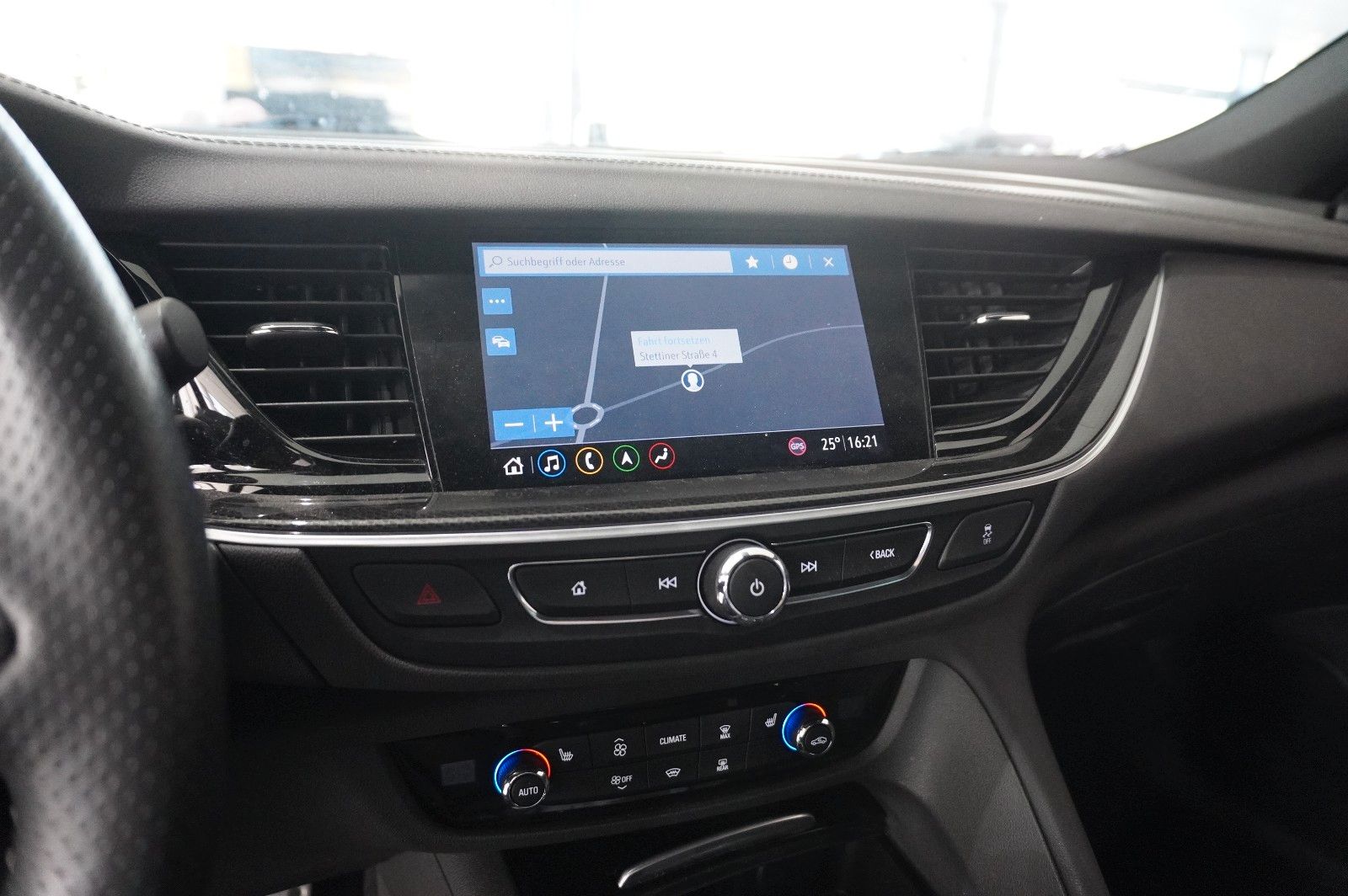 Fahrzeugabbildung Opel Insignia B ST 2.0D UTLIMATE NAVI/LED/KAMERA/AHK
