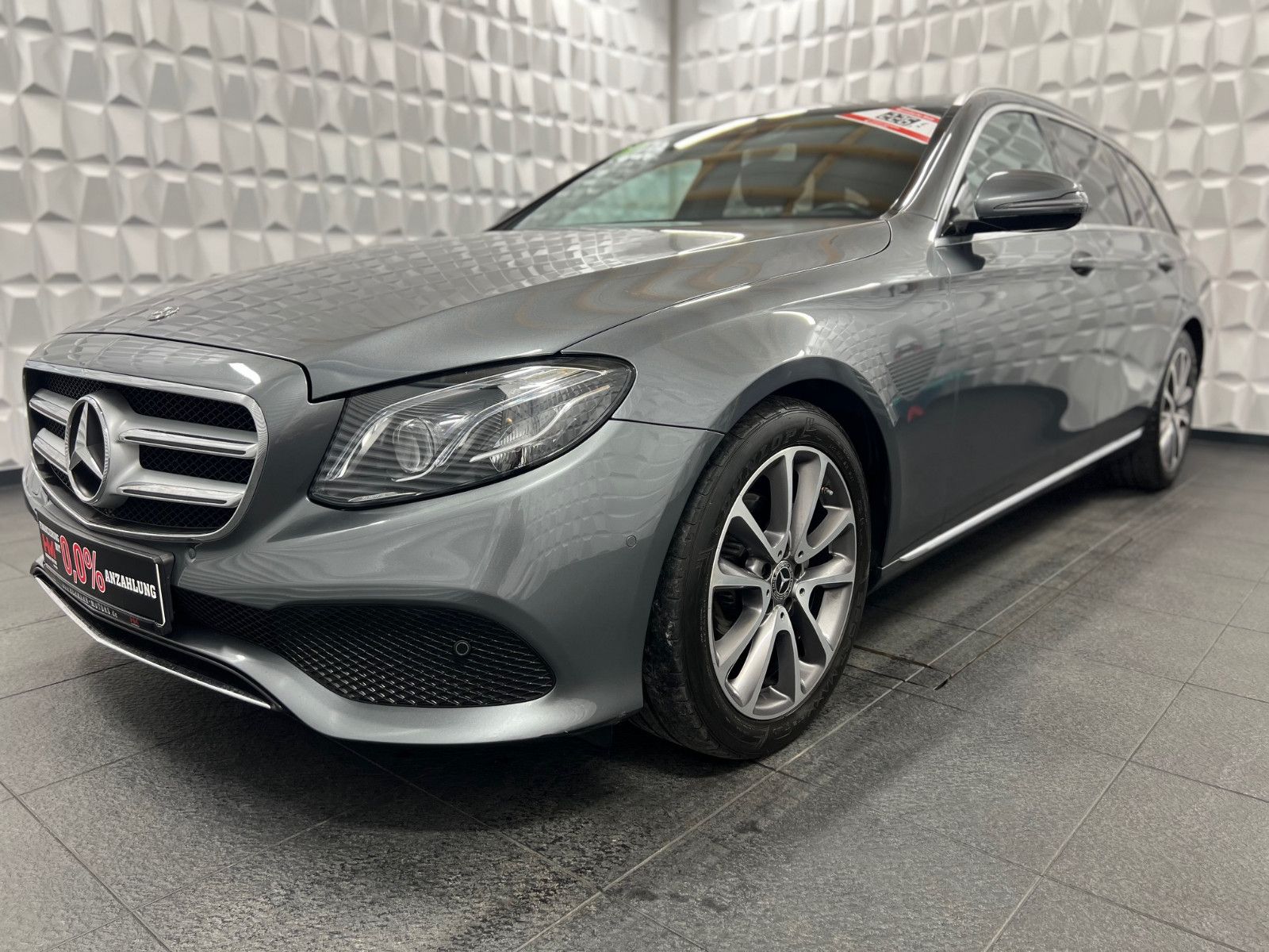 MERCEDES-BENZ E T-Modell E 220 d Avantgarde/LED/ACC/SHZ/Navi