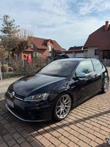 Volkswagen VW Golf 7R KW V3 400 ps eingetragen - Volkswagen Golf mit Benzin-Antrieb: Sportwagen, Automatik