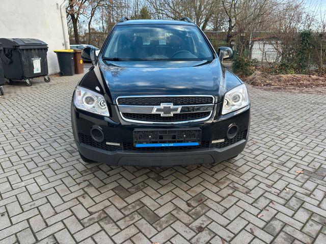 Chevrolet Captiva 2.4 LS 2WD / Tüv Neu / Klima / AHK