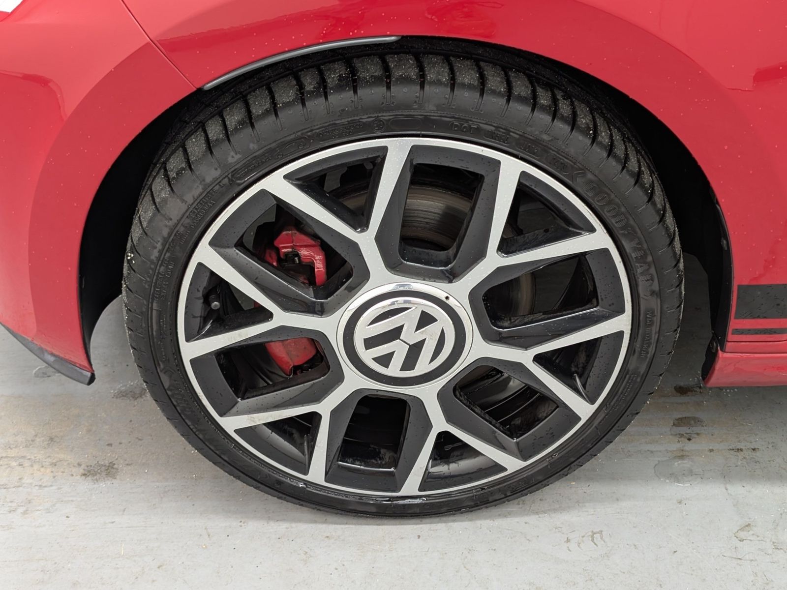 VW up ! GTI 1.0 TSI SHZ LED DAB – Bild 8