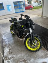 Yamaha MT07 Night Fluo RM04 Euro 3 - MOTORRAD EU