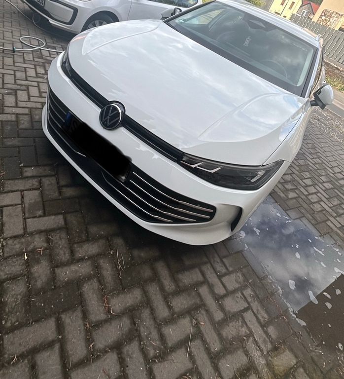 Image of Volkswagen Passat