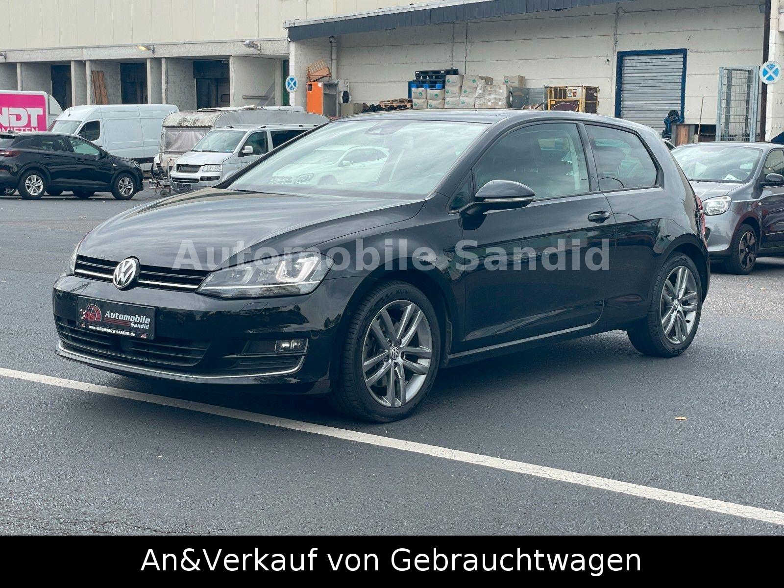 Volkswagen Golf VII Lim. Highline*Klima*Schiebedach*SHZ*PDC