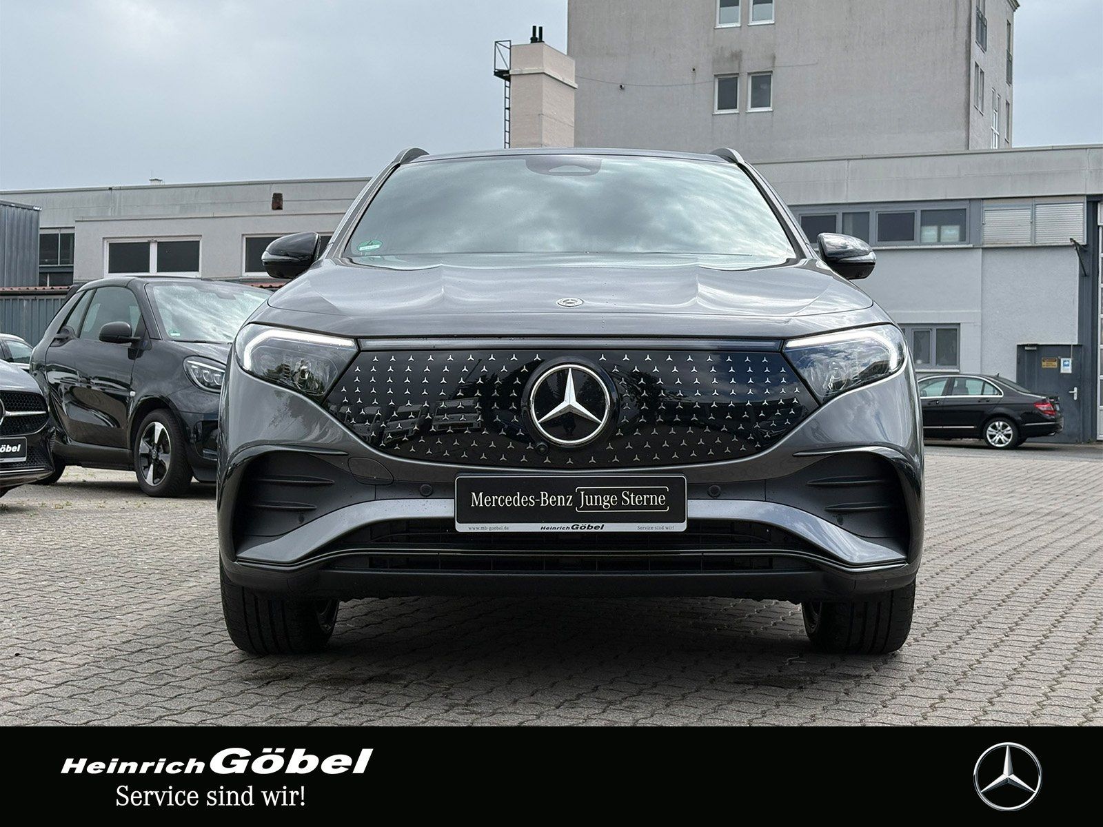 Fahrzeugabbildung Mercedes-Benz EQA 350 4M AMG*PANO*360°*BURMESTER*HEAD-UP*TOTWI