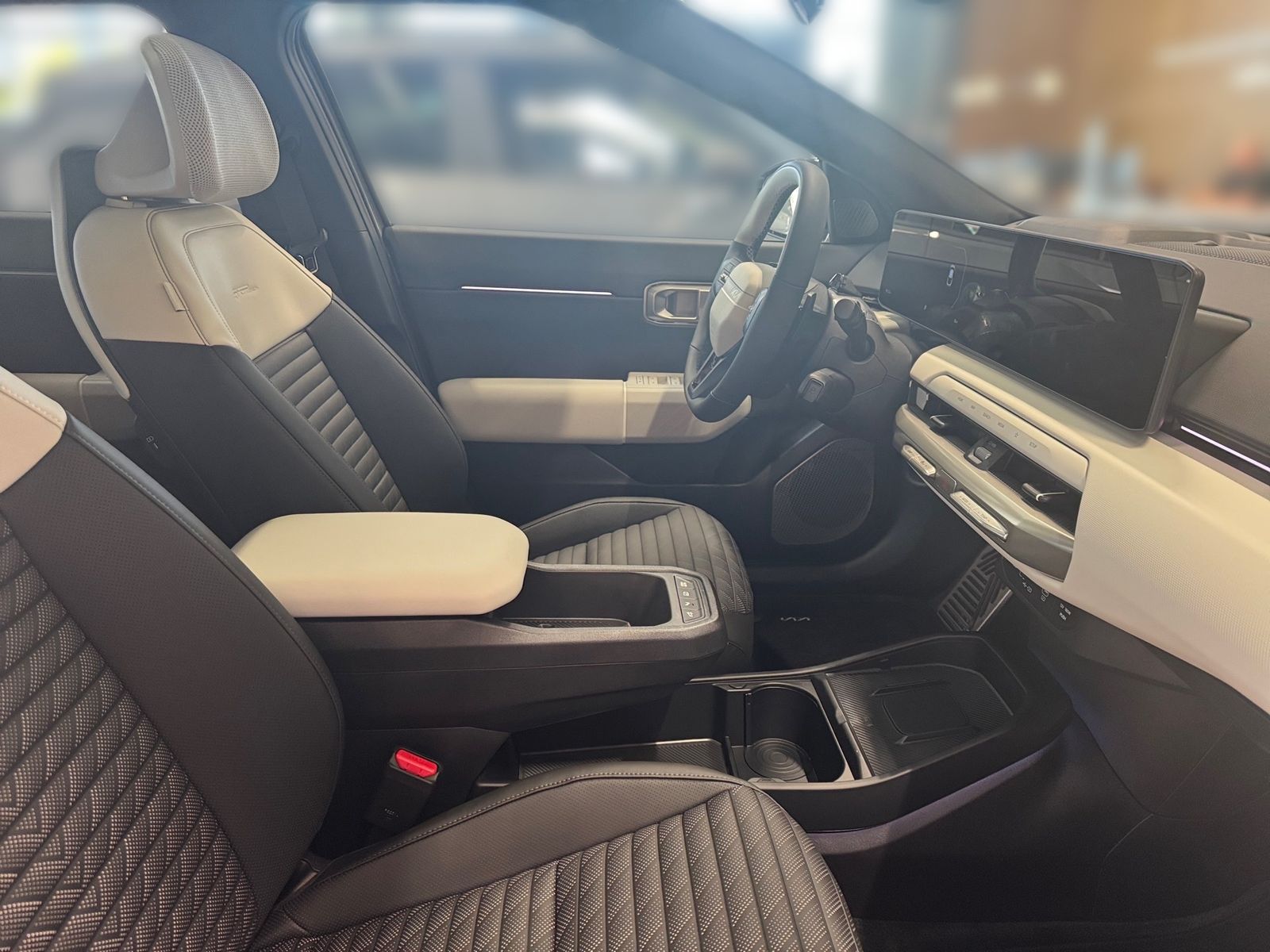 Fahrzeugabbildung Kia EV4 SD 81 FWD GTL DWP COM GD