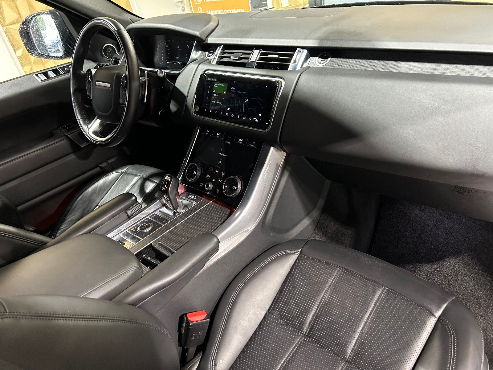 Fahrzeugabbildung Land Rover Range Rover Sport HSE D350/MEMORY/APPLE/KAMERA