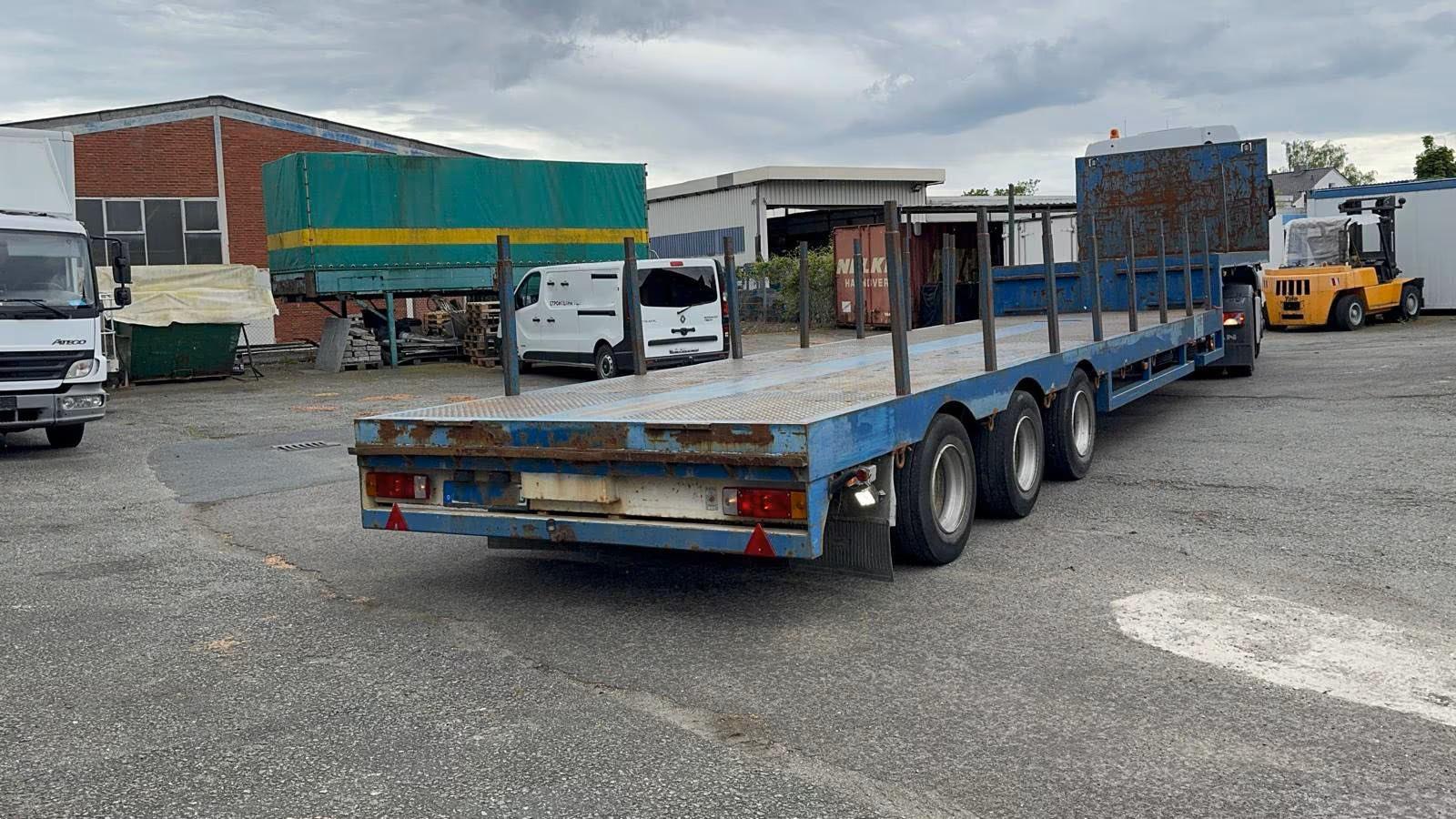 LinTrailers 3-Achs Semi-Tieflader-Low-Loader teleskopierbar