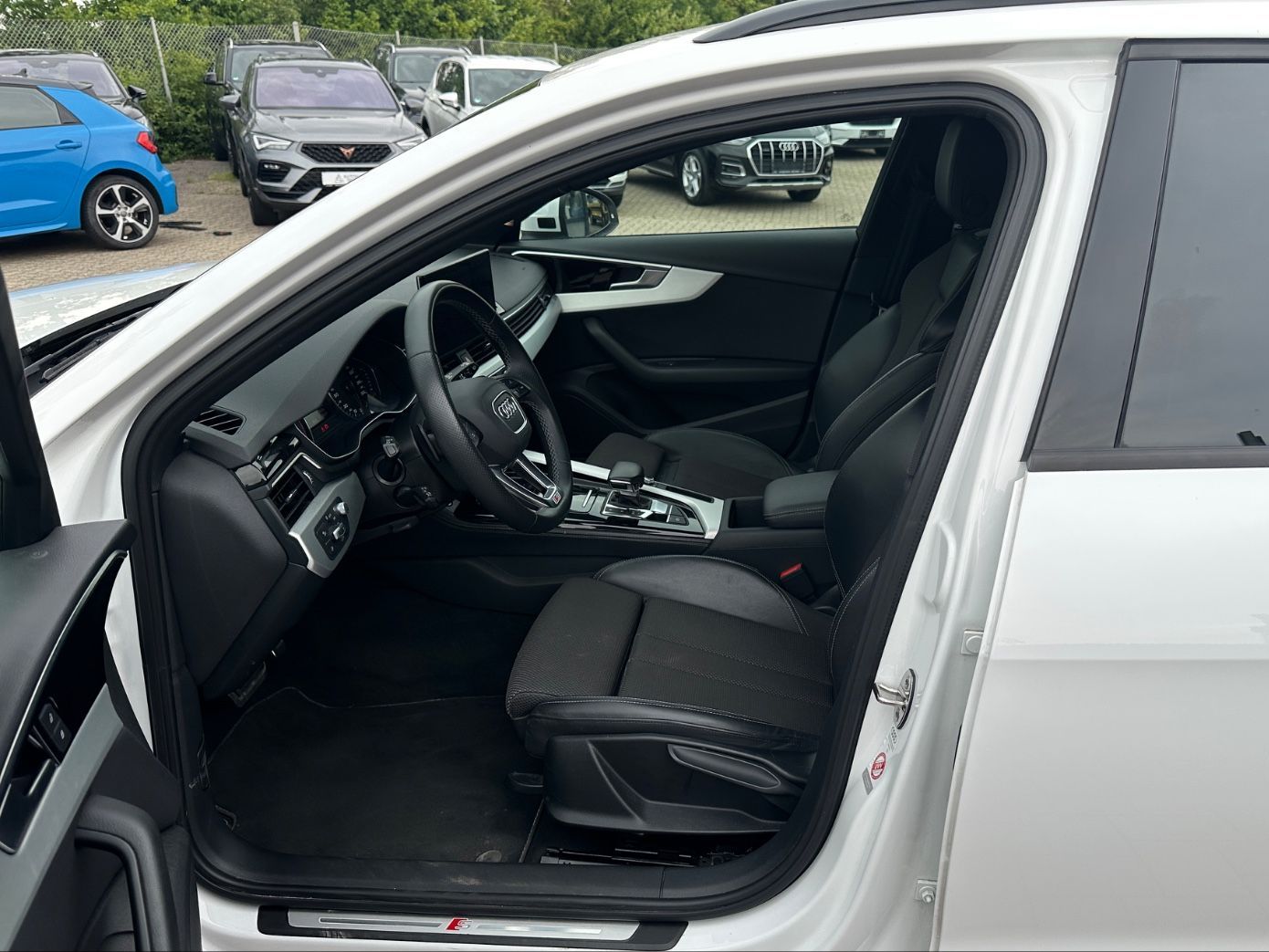 Audi A4 Avant 35 TDI S-LINE *R-CAM*AHK*HUD foto 16