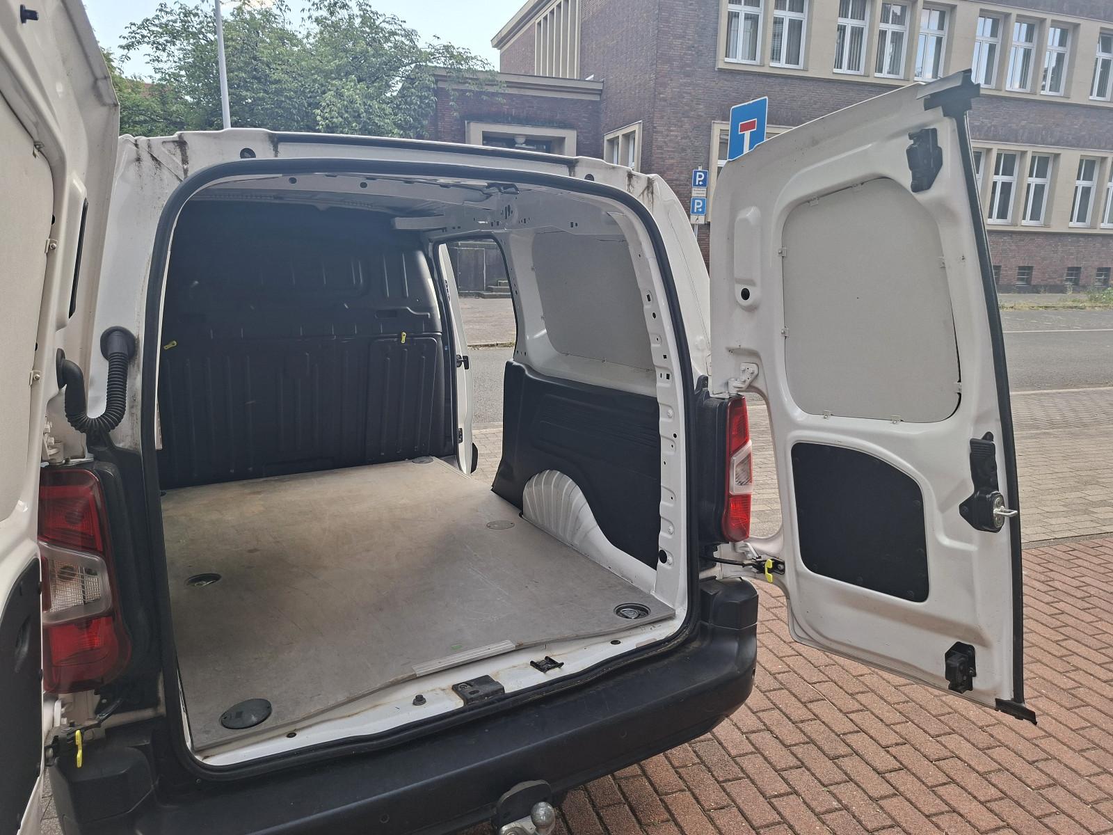 Peugeot Partner Premium L2 Avantage 1.Hand Navi Klima