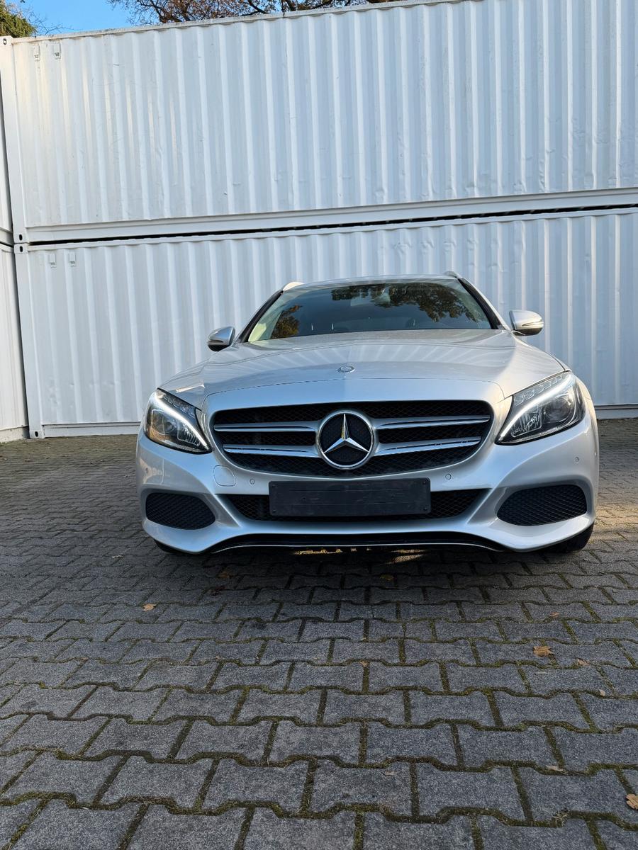 Mercedes-Benz C 180 C T-Modell C 180 T CGI