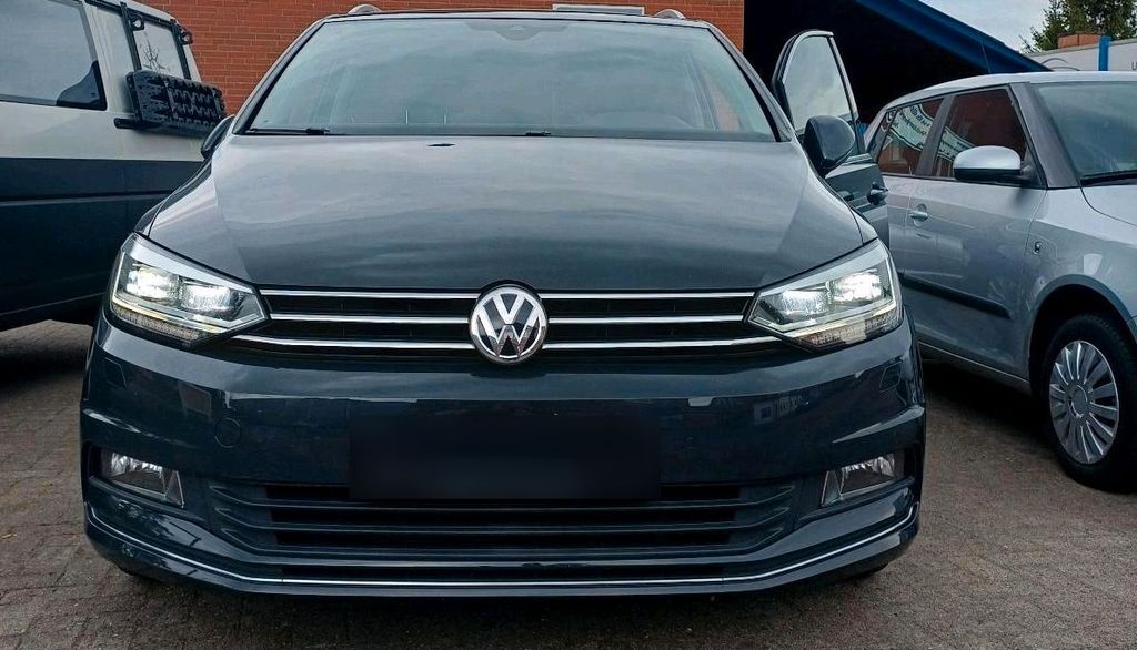 Image of Volkswagen Touran