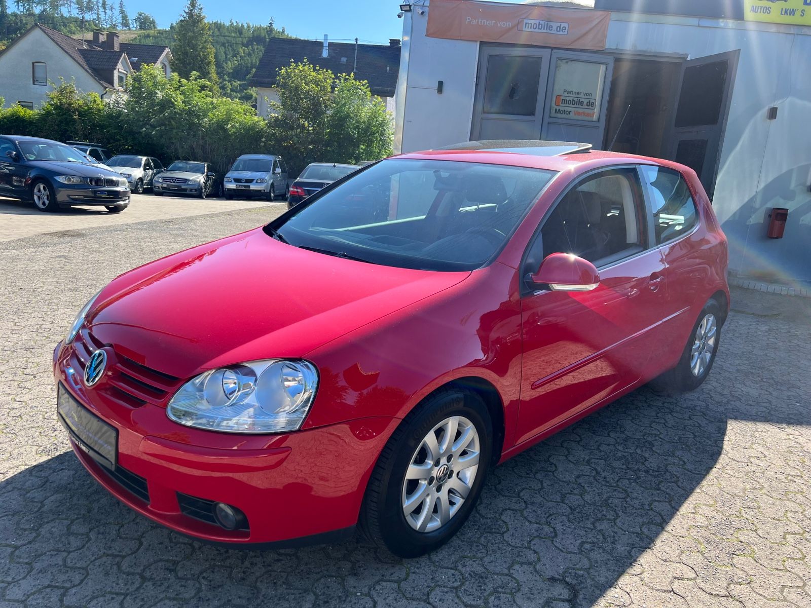 Fahrzeugabbildung Volkswagen Golf V 2.0 Comfortline 1.HAND*SERVICE NUR BEI VW