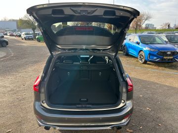 Bild 8 Ford Focus Turnier ST X Sportpaket HUD Navi Leder dig