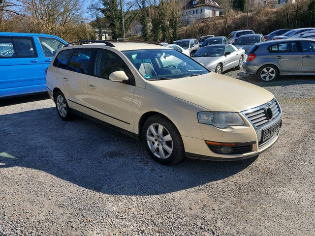 Volkswagen Passat Var 2.0 TDI CR DSG Comfortl  Navi RNS510