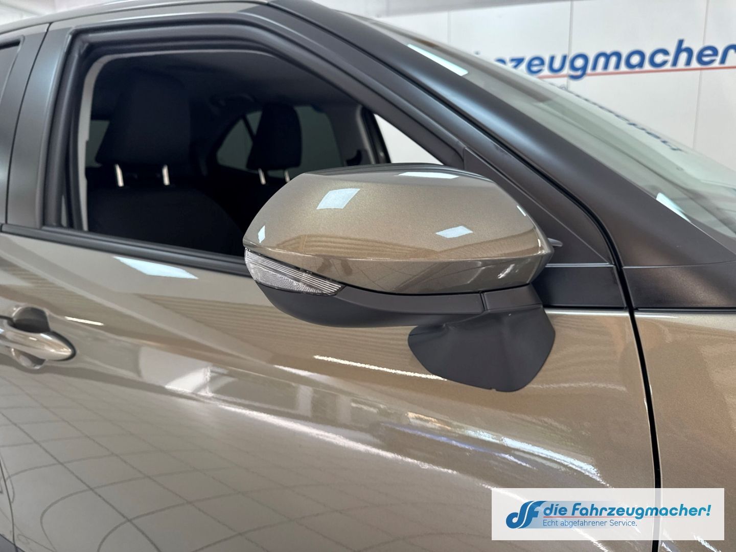 Fahrzeugabbildung Toyota Yaris Cross ACTIVE Hybrid DAB Spurhalteass. Fern