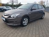 Hyundai i30 GARANTIE AUTOMATIK KLIMA NAVI CARPLAY KAMERA - Hyundai i30 Gebrauchtwagen in Duisburg