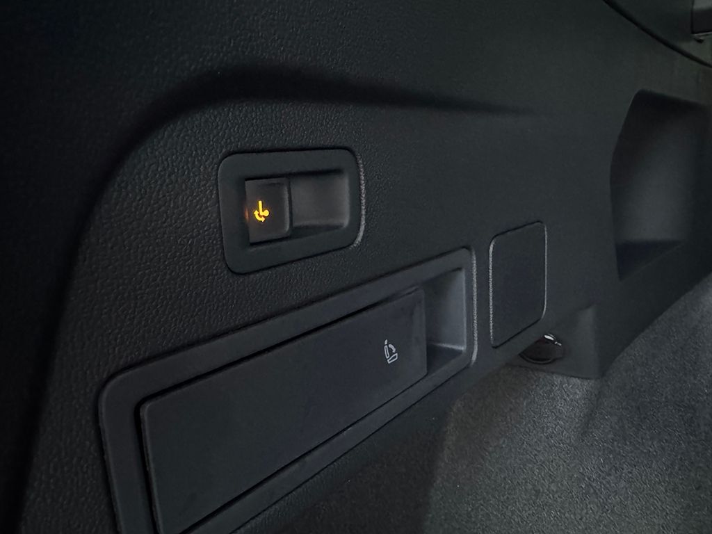 Tiguan Allspace 2.0 TDI 4M R-LINE *STDHZG*AHK*