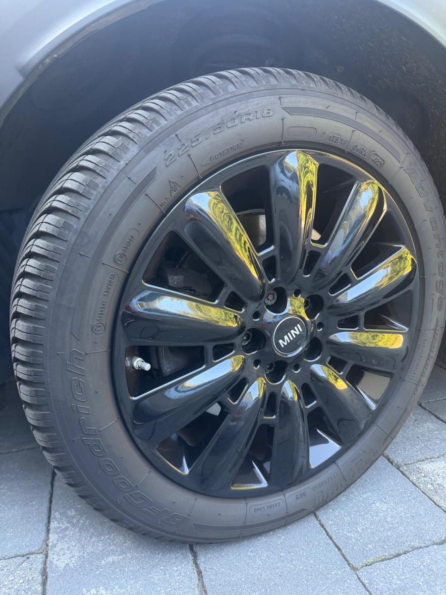 MINI Countryman SE (Cooper)
