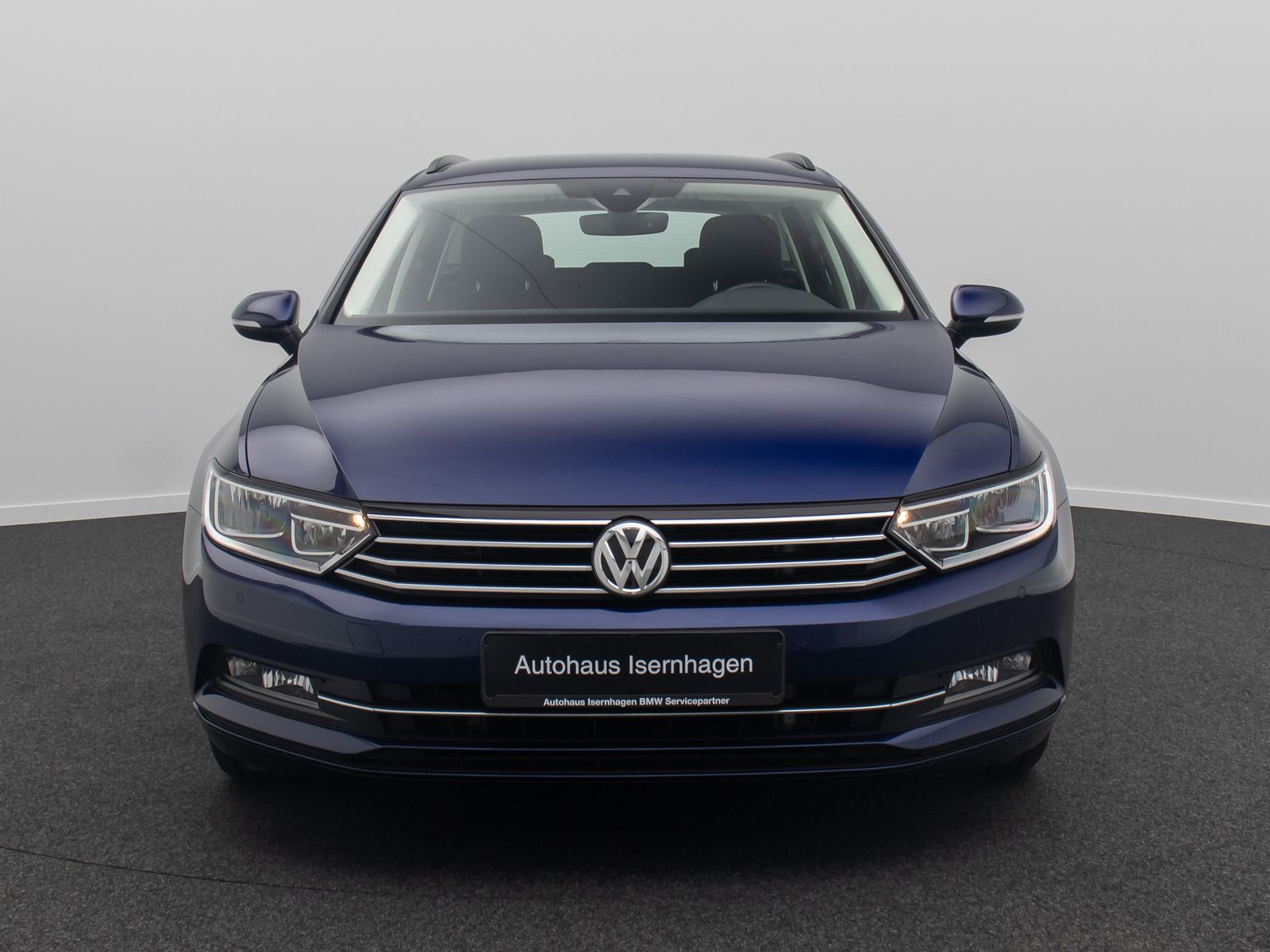 Fahrzeugabbildung Volkswagen Passat Comfortline Kamera HiFi ACC FernlichtReg