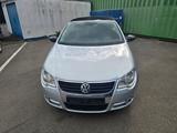 Volkswagen Eos 2.0 FSI Standard - Volkswagen Eos: Standard