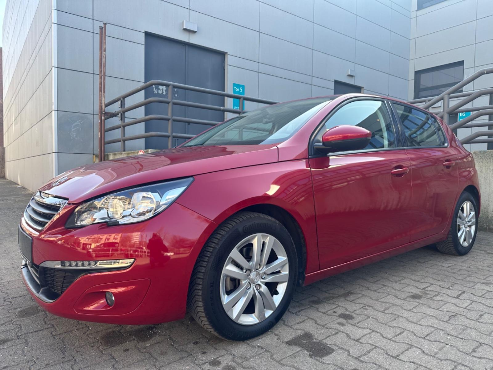 Peugeot 308 ACTIVE 1.2 PURETECH 130 1.HAND/KLIMAUT/PDC