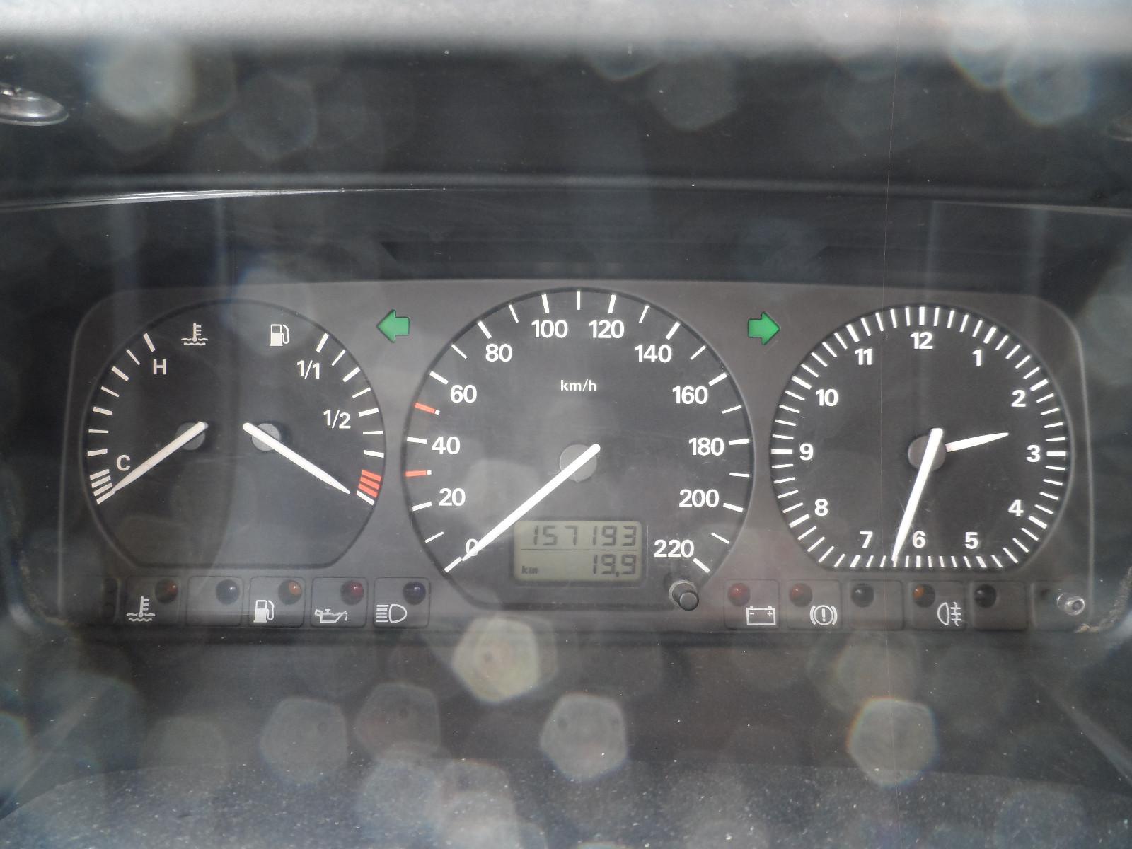 Volkswagen T4 2,5l Benzin SYNCRO Koffer Doppelairbag Sperre