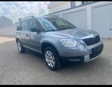 Skoda Yeti Basis 2.0 TDI / Anhängerkupplung/ PDC - Skoda Yeti in Leverkusen