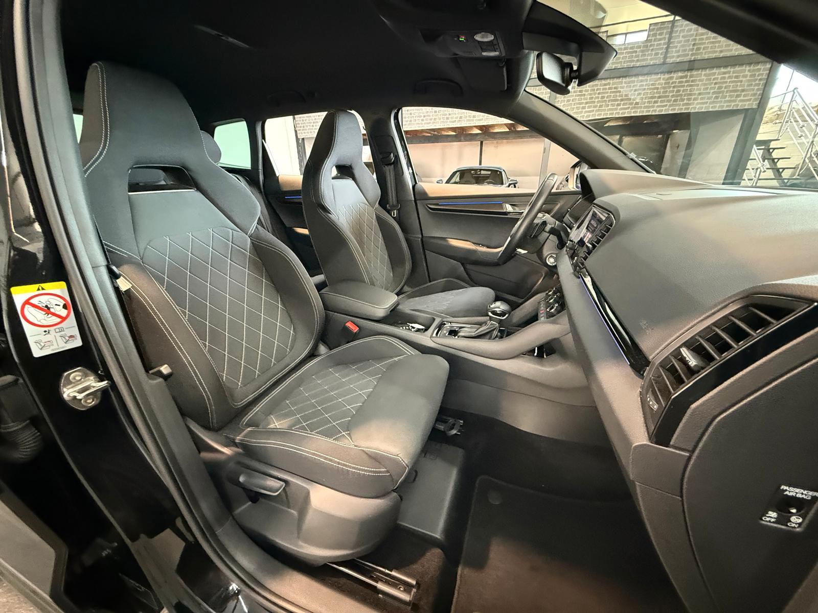 Skoda Karoq Sportline 4x4/KAMERA/LED/AHK/NAV