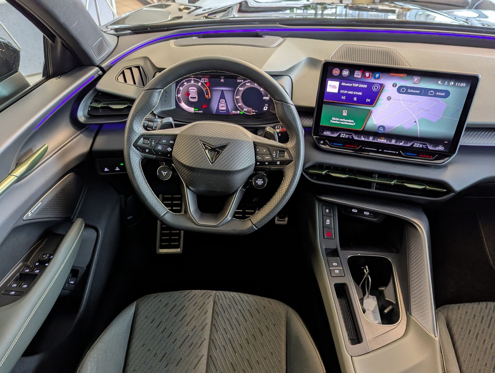 Fahrzeugabbildung CUPRA Terramar 1.5 TSI Tribe Senn Pano Matrix HUD AHK