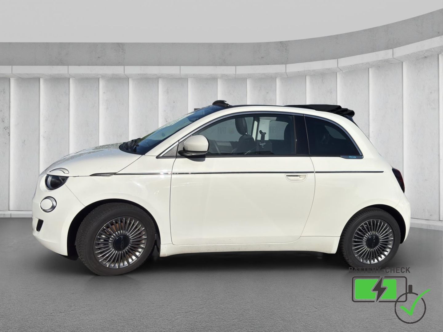 Fiat 500e Cabrio Basis Memory Sitze Apple CarPlay And imagem 3