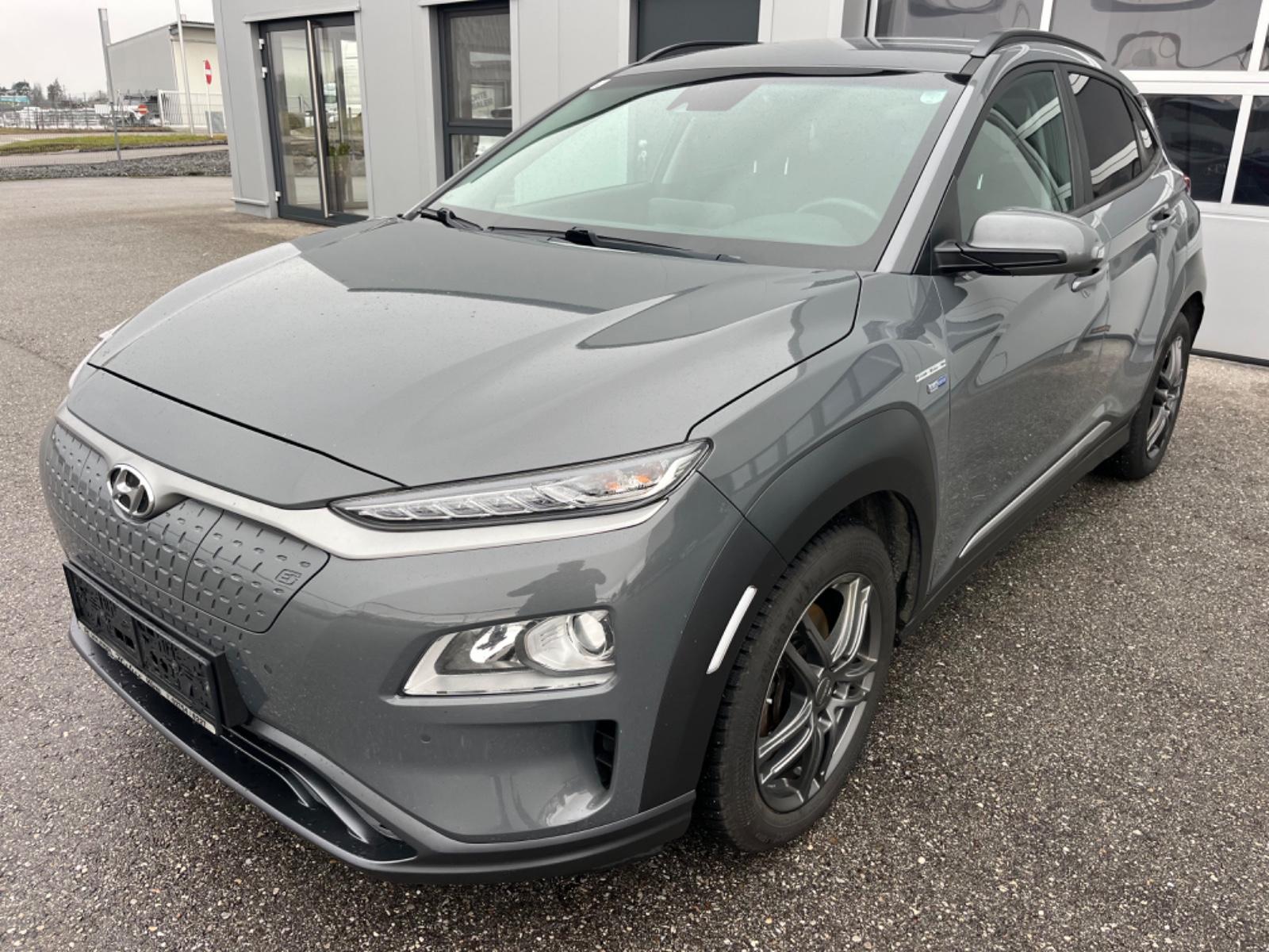 Hyundai Kona Elektro 64kWh*SITZH.*NAV.*KAM*LED