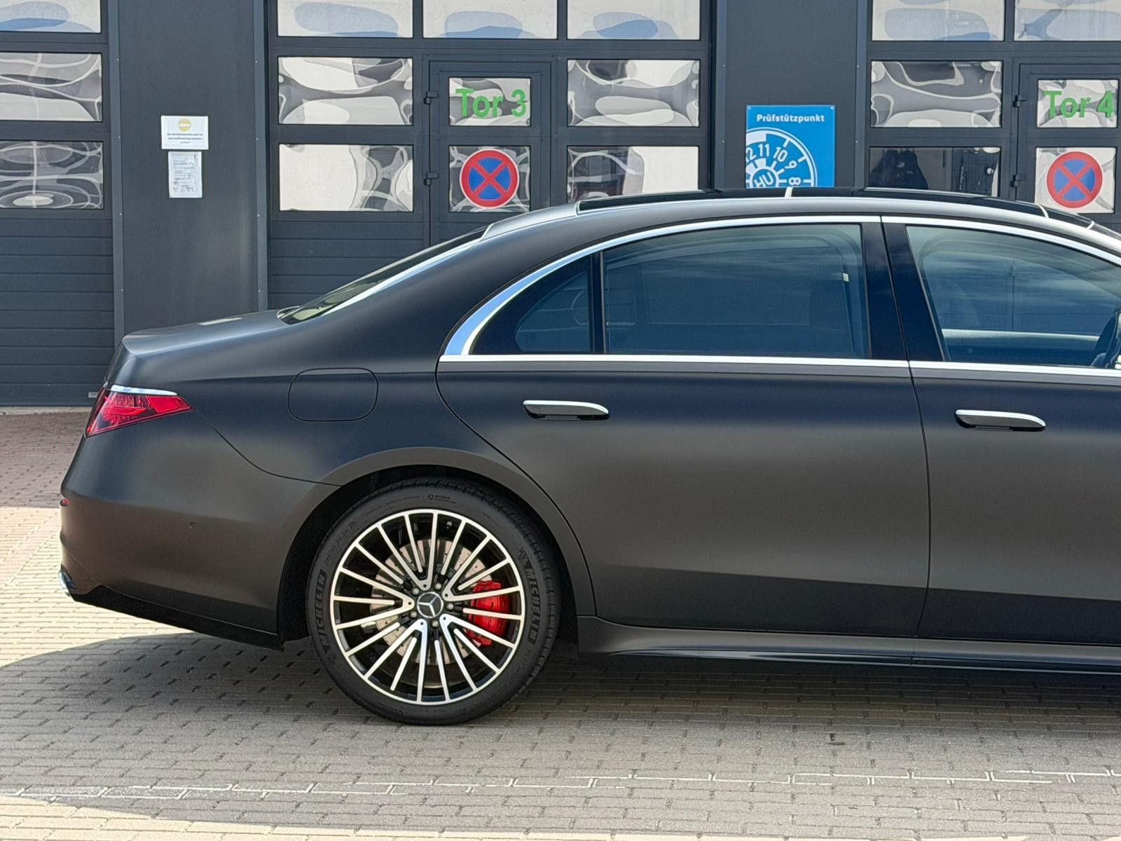 Fahrzeugabbildung Mercedes-Benz S500 4Matic Lang*AMG*LUFT*360*Night-P*