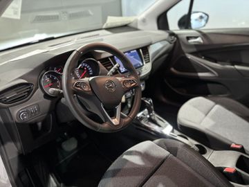 Fotografie 15 des Opel Crossland (X) Crossland 1.2 Automatik Elegance Paket
