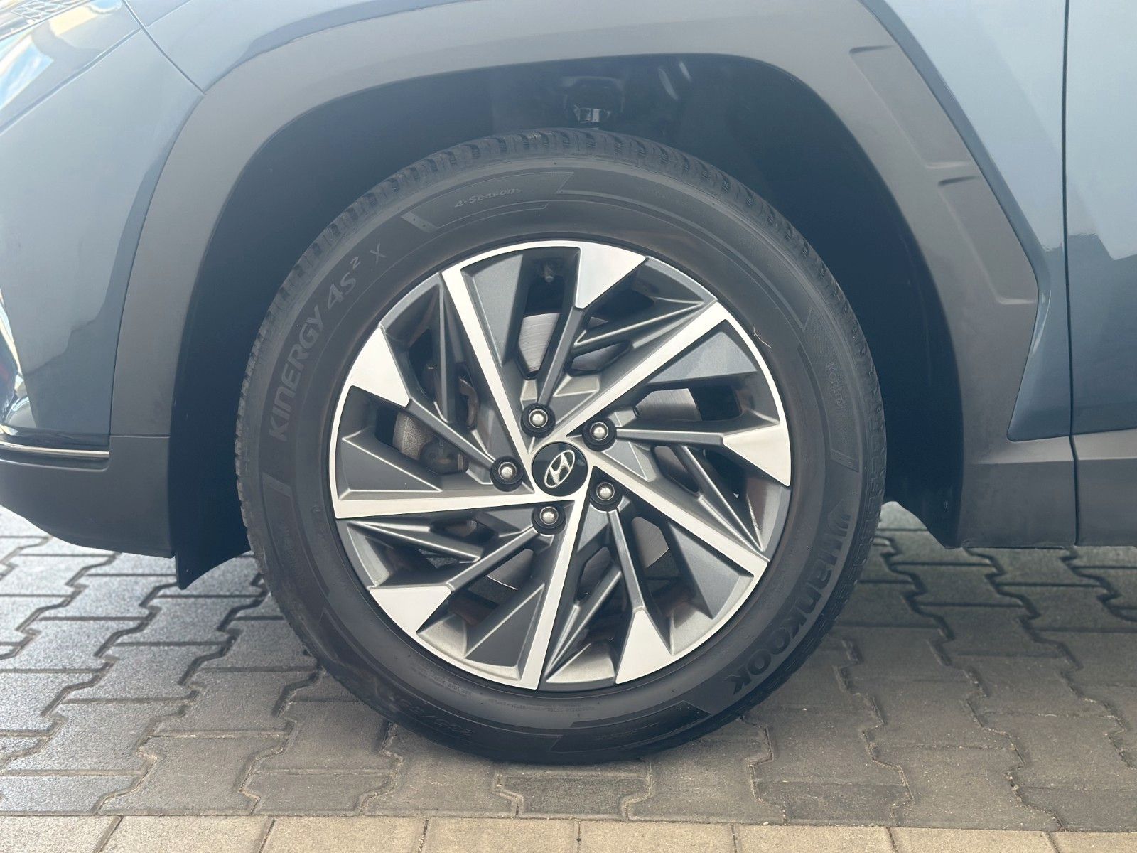 Fahrzeugabbildung Hyundai TUCSON Trend 1.6l DCT Navi/Allwetter/AHK!