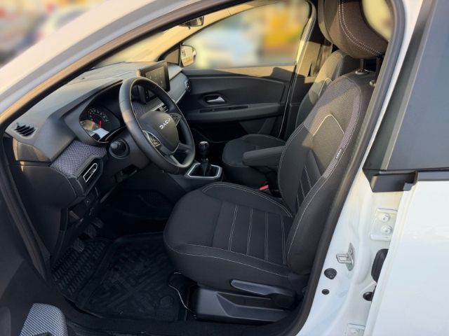 Fahrzeugabbildung Dacia Jogger Expression +KLIMA+PDC+RFK+CARPLAY+UVM+