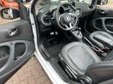 Smart fortwo 66kW Cabrio prime SPORT*LEDER*NAVI*KAM* - gebrauchte Smart ForTwo aus dem Jahr 2019