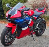Honda CBR Fireblade sc82 - HONDA FIREBLADE