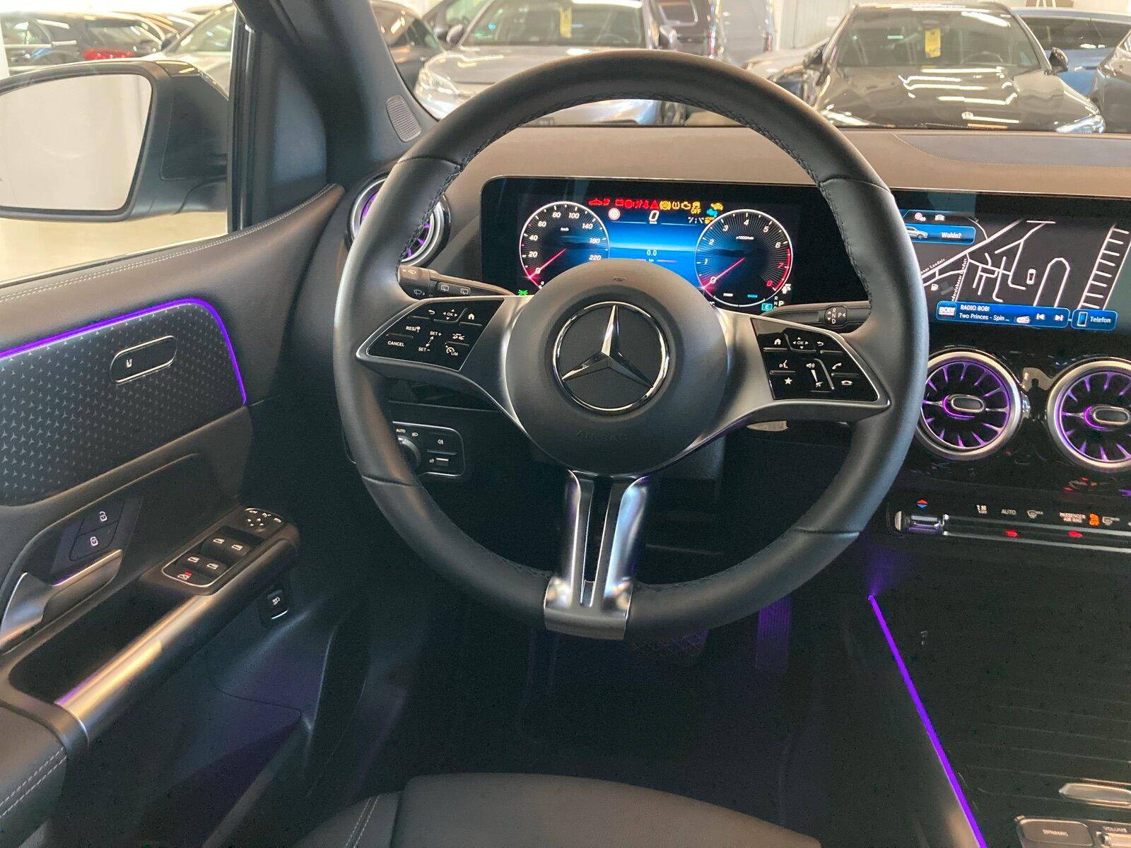 Mercedes-Benz B-Class Prog Distr MBUX RüCam Spur WinterP AHK, миниатюра 15