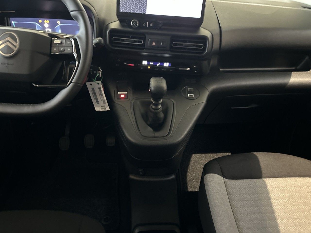 Fahrzeugabbildung Citroën Berlingo MPV M Diesel 100 Plus