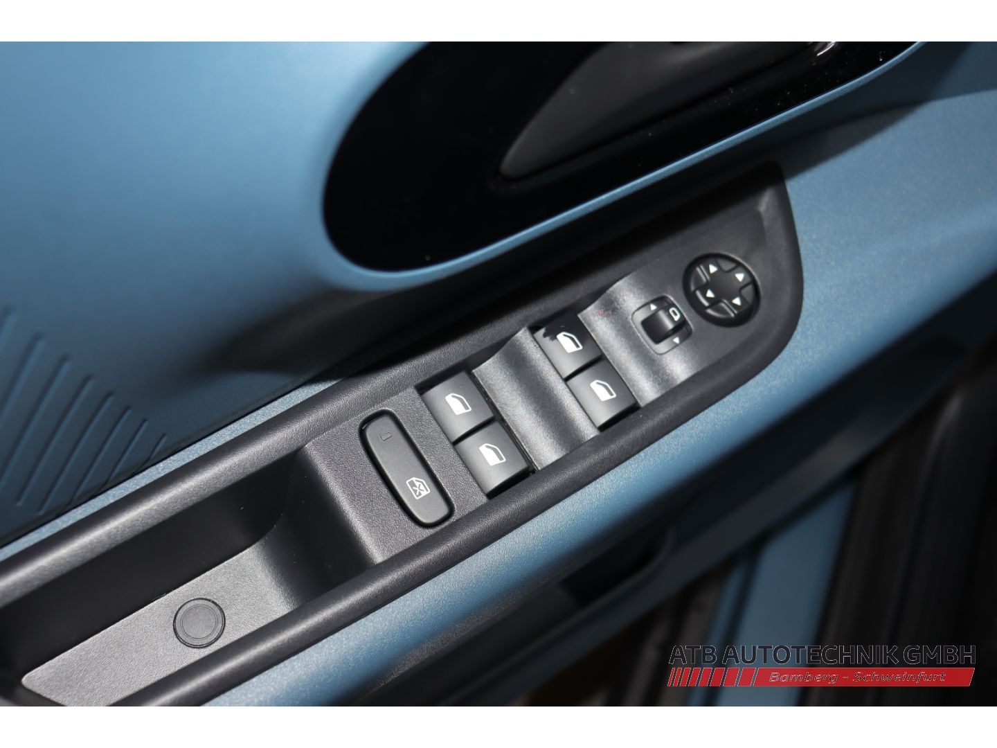 Fahrzeugabbildung Fiat Grande Panda Icon Hybrid 1.2 eDCT LED Apple CarP