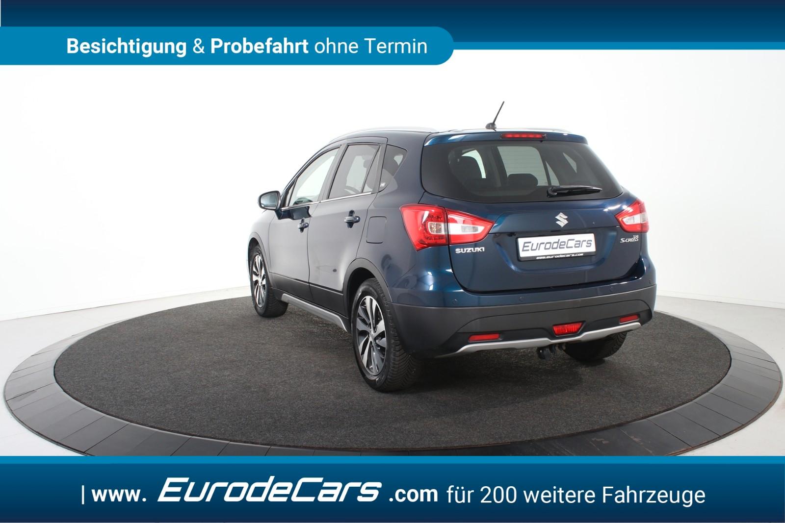 Suzuki (SX4) S-Cross  Automatik *Navi*Pano.*AHK*SHZ*