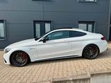 Mercedes-Benz C 63 S Coupé | Night-Paket | Panorama | 360°-Kam - Mercedes-Benz C 63 AMG Gebrauchtwagen in Dortmund