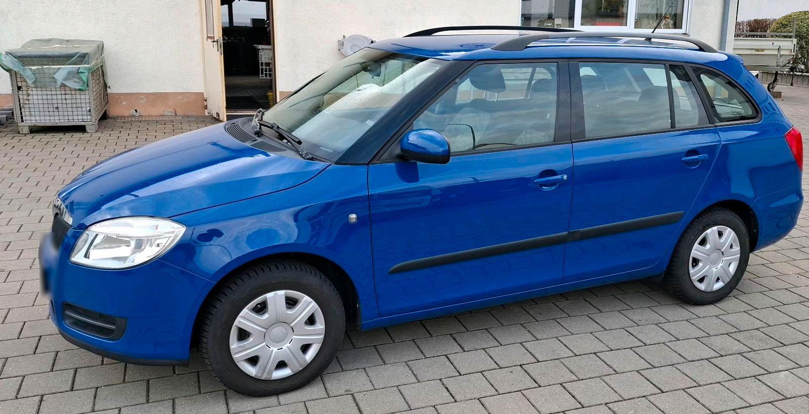 Skoda Fabia 2009 — двигун 69 HP (51kW)